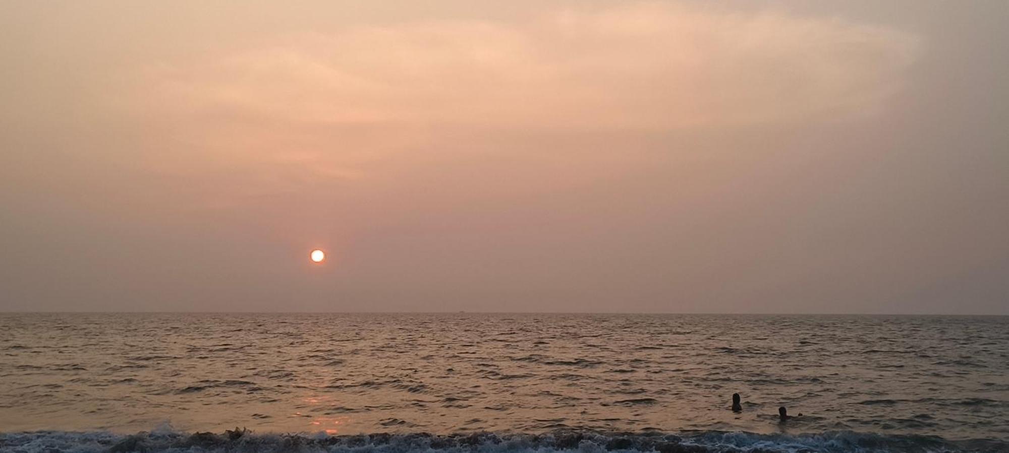 Peace And Love Beach Homestay Alappuzha Exterior photo