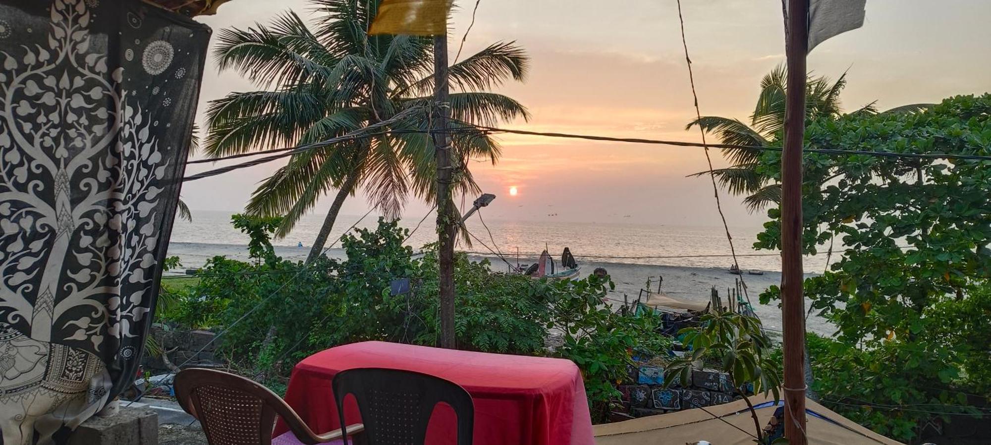 Peace And Love Beach Homestay Alappuzha Exterior photo